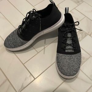 Womens under armor sneakers. Worn twice.